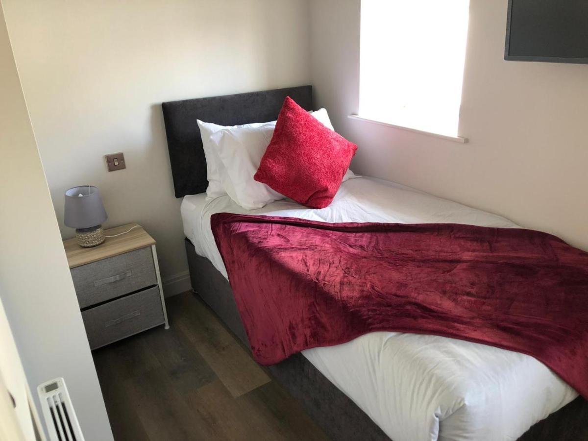 Ocean View Apartments - Sloane Blackpool Bagian luar foto