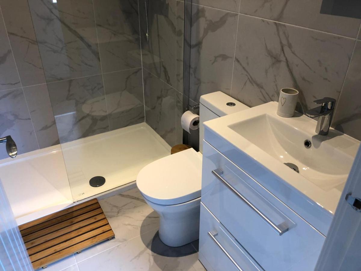 Ocean View Apartments - Sloane Blackpool Bagian luar foto
