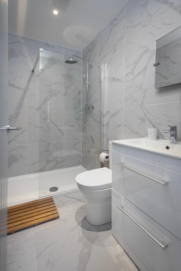 Ocean View Apartments - Sloane Blackpool Bagian luar foto