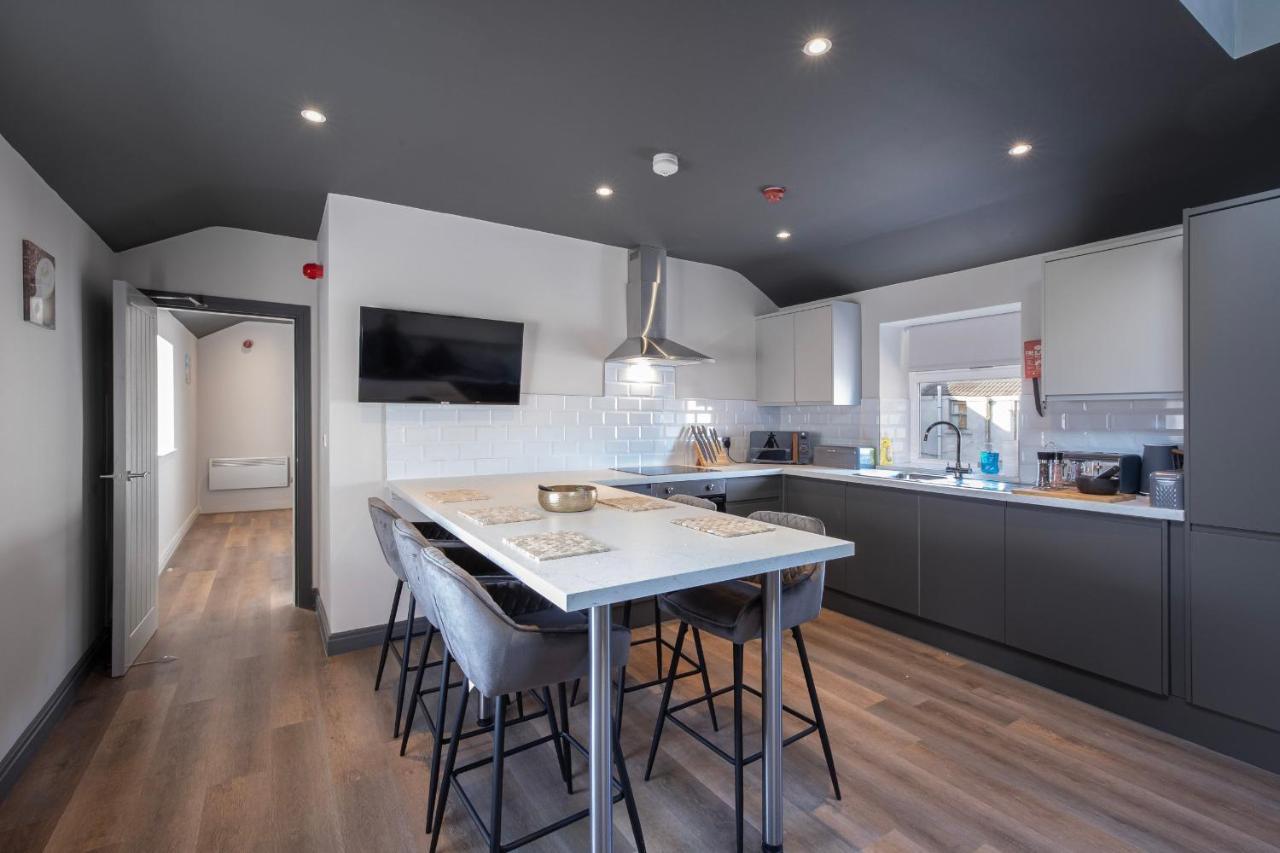 Ocean View Apartments - Sloane Blackpool Bagian luar foto